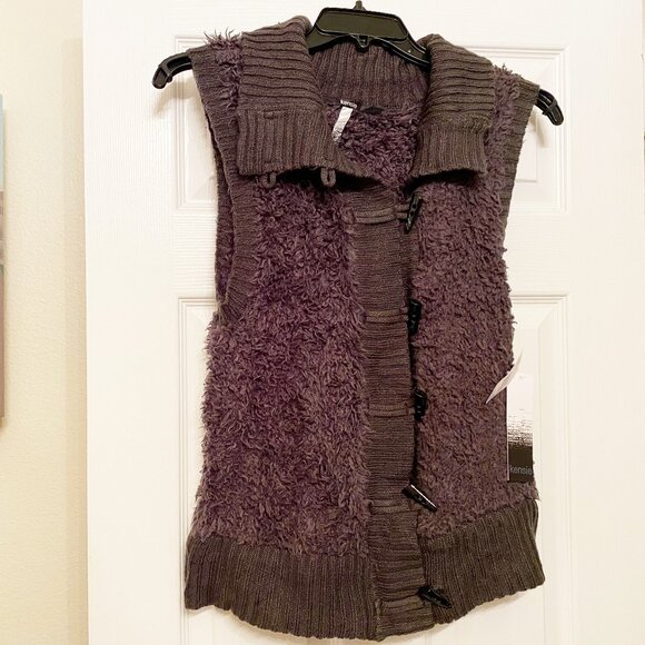 New Kensie Plush Dark Pewter Shawl Collar Sweater Vest - Picture 1 of 4